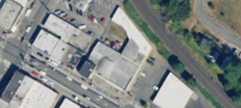 2000 Main St