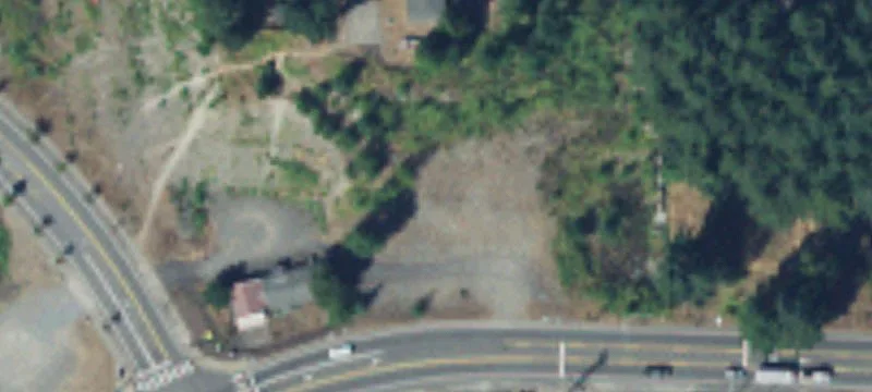 18414 Veterans Memorial E Dr