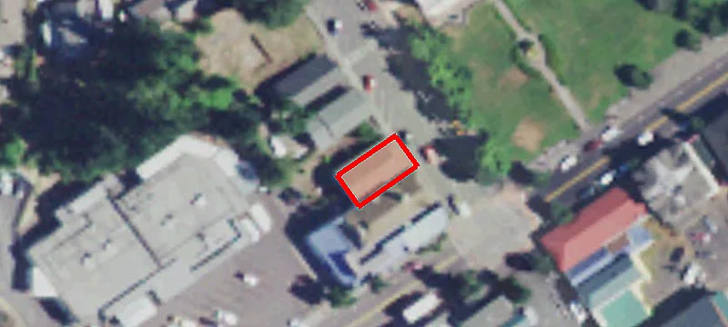 41 Russell Ave