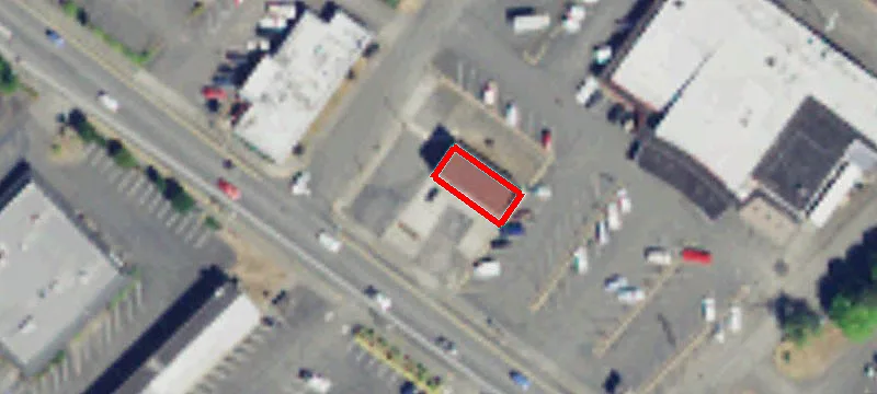 905 Simpson Ave