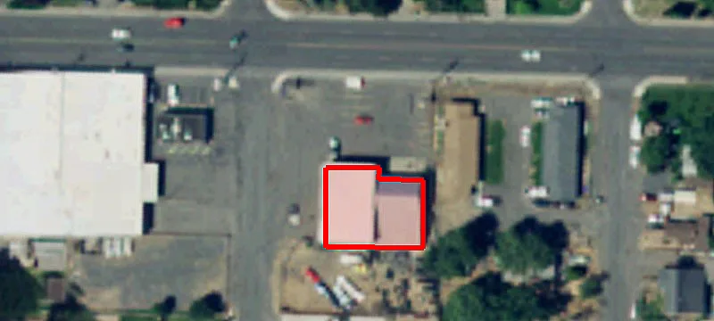66 Mead Ave