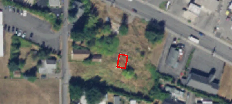 303 Ctr E St