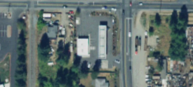 10404 Portland E Ave