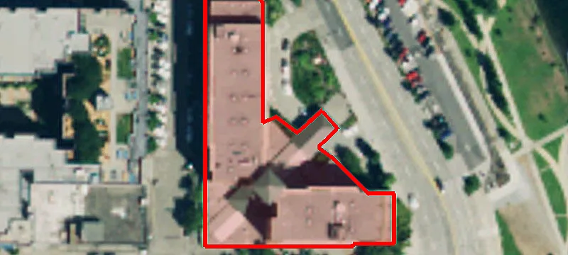 925 Westlake N Ave