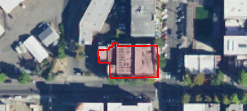 909 Harris Ave