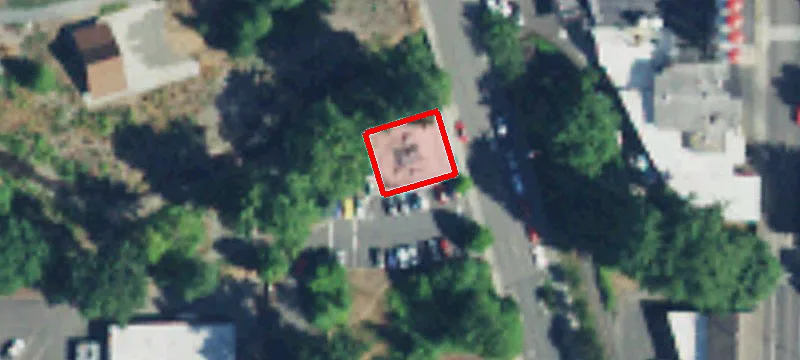 545 Rainier N Blvd