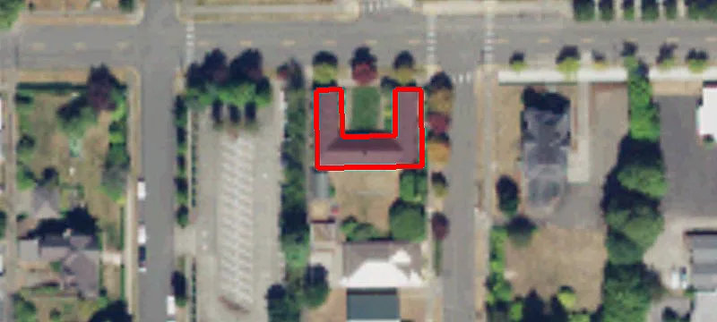 203 Broadway Ave