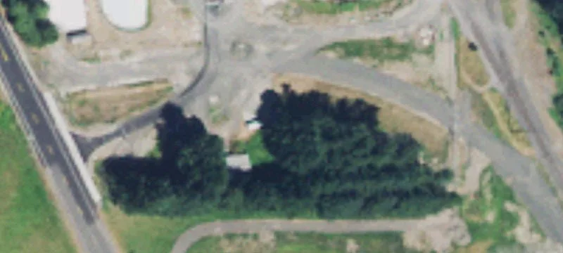 242 Pekin Rd
