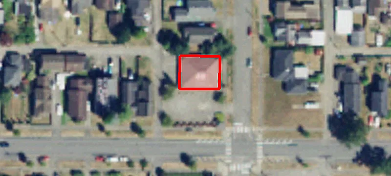 2555 Sumner Ave