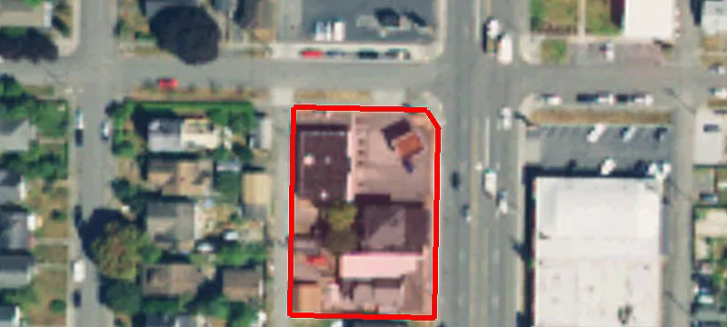 2102 Broadway