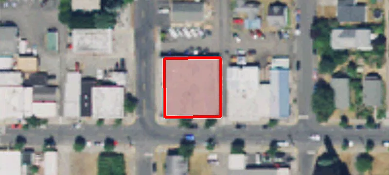 304 Pioneer St