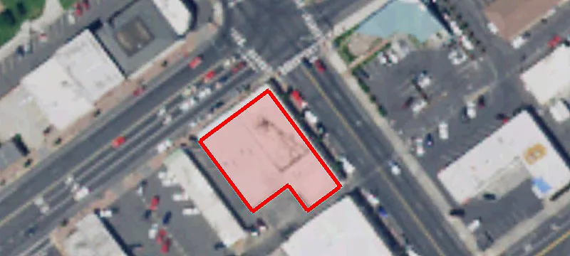 123 Broadway Ave