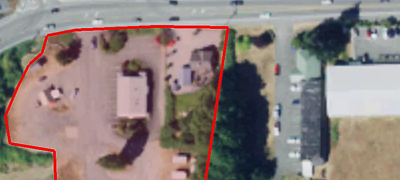 1594 Main St