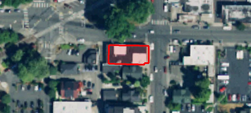 711 4th St