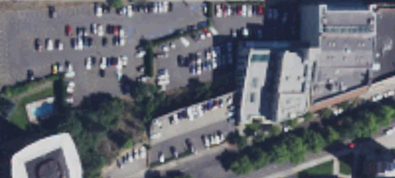 1204 Riverside Ave