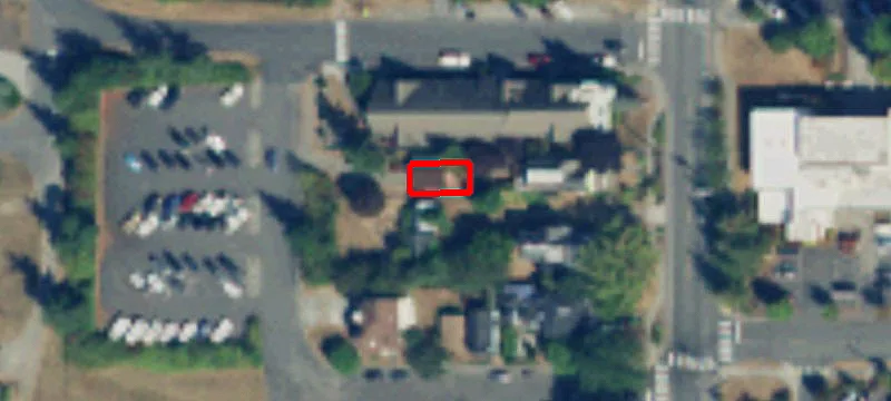 606 Main St