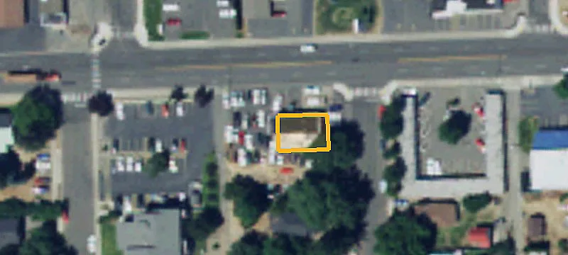 500 University Way