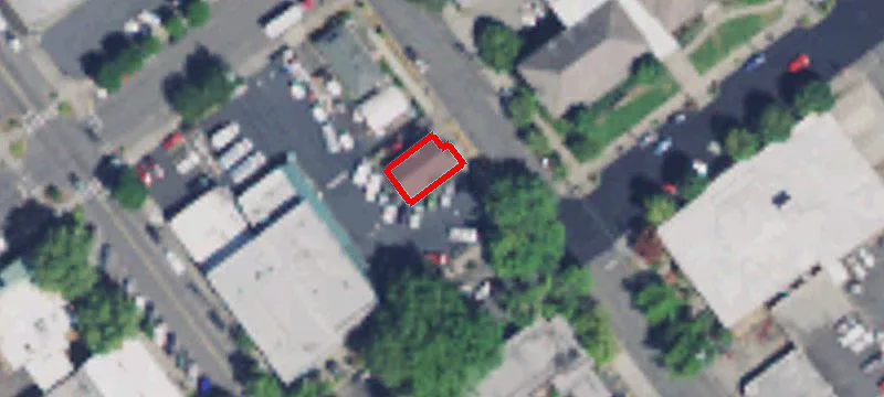 413 Everett St