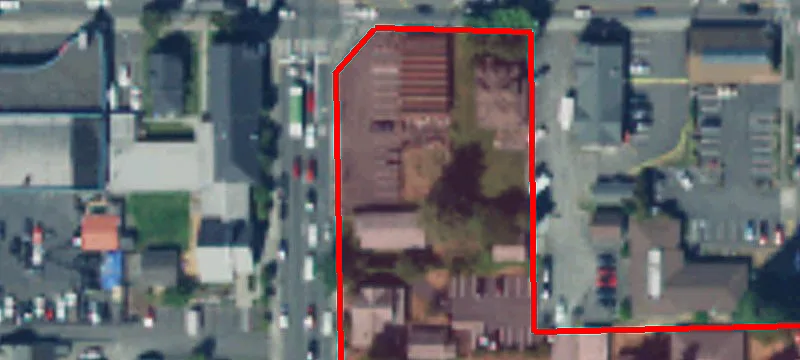 305 3rd SE St