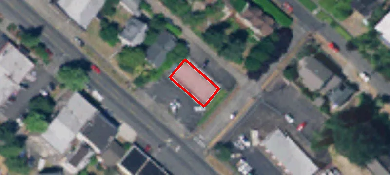 118 Market Blvd