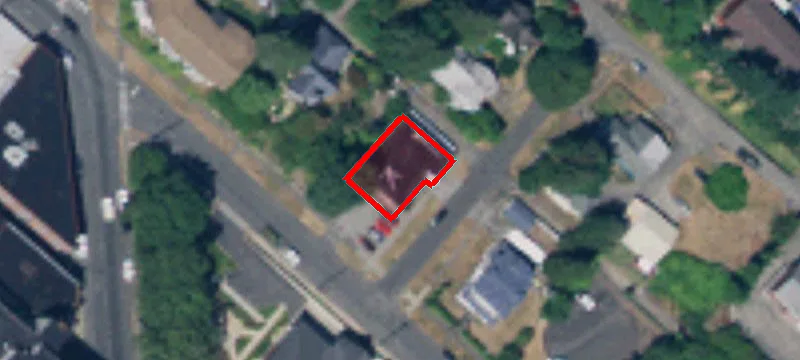 176 School St