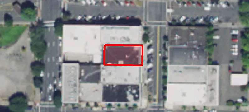 808 Main St