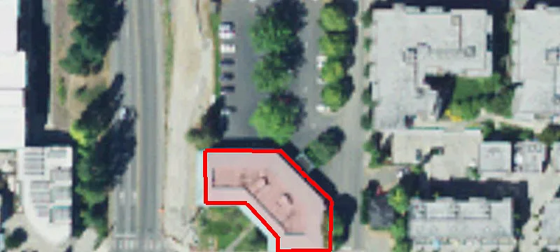 600 Winslow E Way
