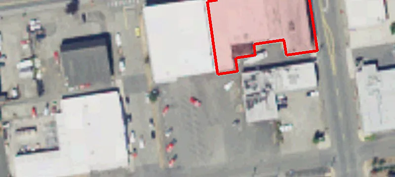 325 Main St
