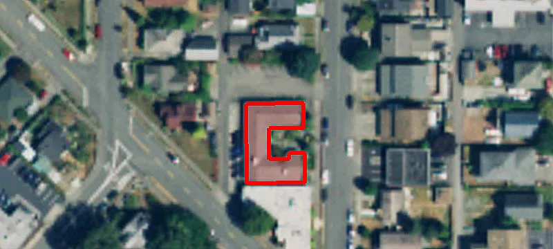 115 Pelly N Ave