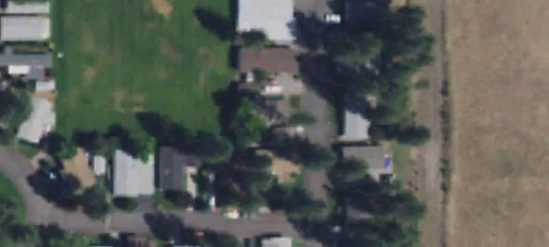 15005 Surrey Ln