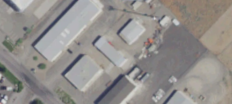 2407 Commercial Ave