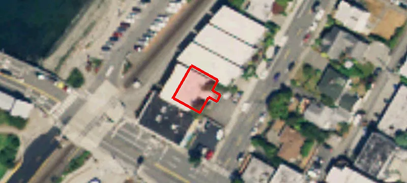 111 Sunset N Ave