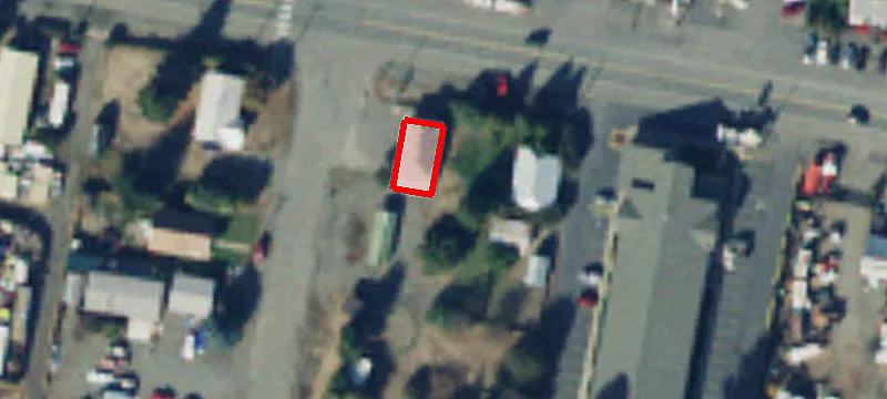 902 1st St