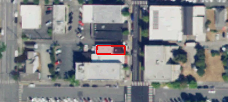 612 Commercial Ave