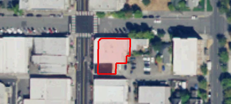 701 Commercial Ave