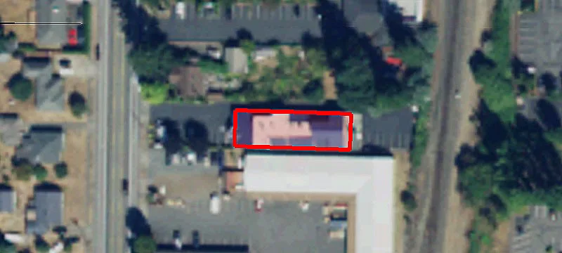 1060 Cedar Ave