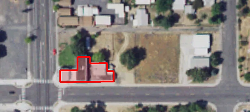 422 Main E Ave