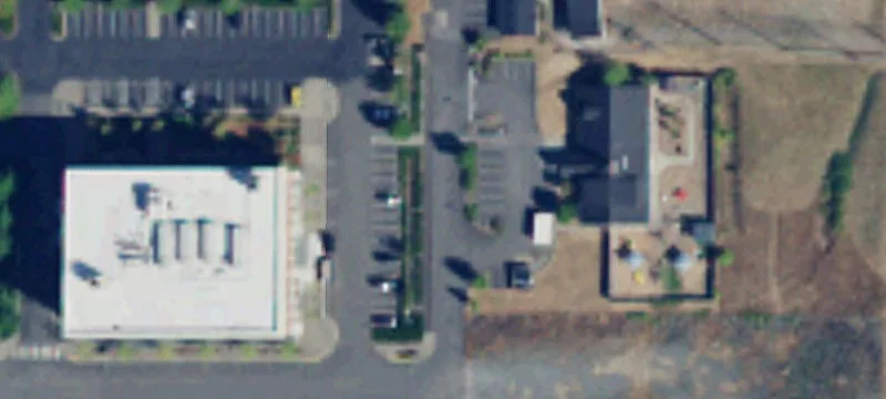2415 Rimland Dr