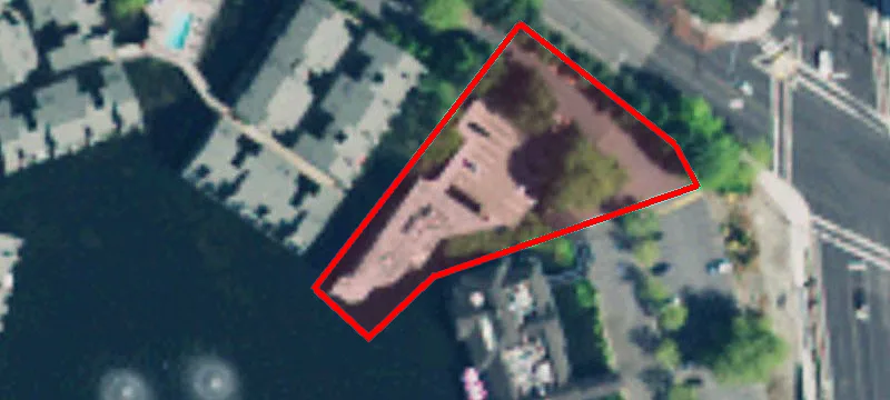 3 Lk Bellevue Dr