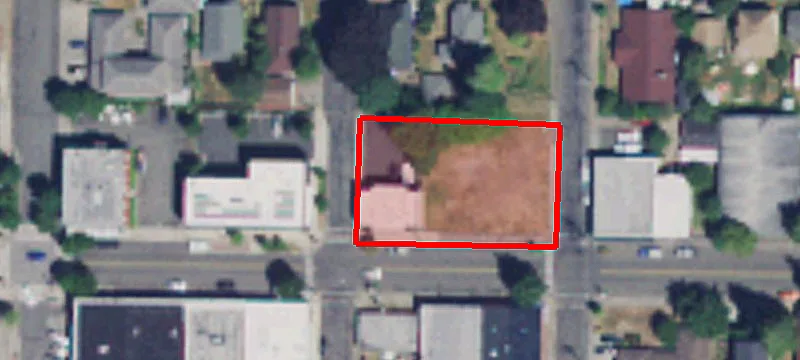 1901 Main St