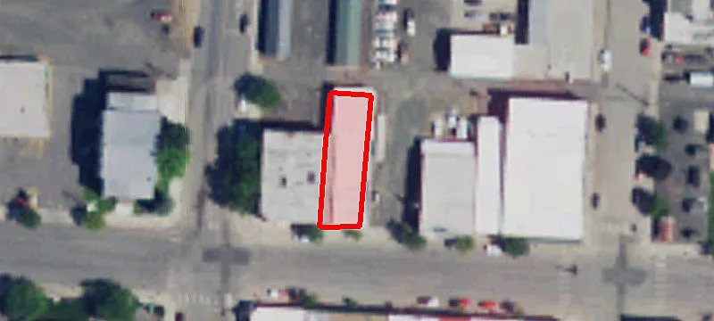 18 1st Ave