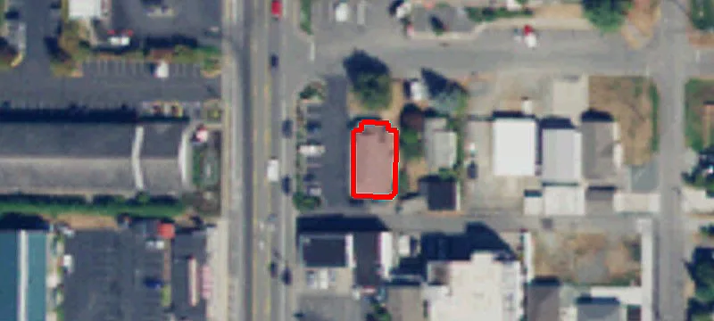 3303 Commercial Ave