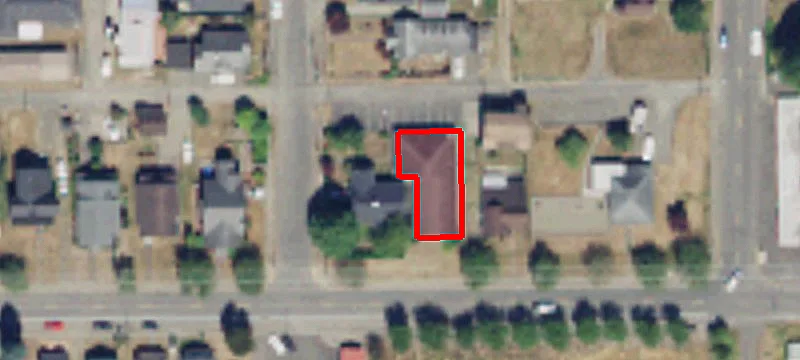 502 Pioneer Ave
