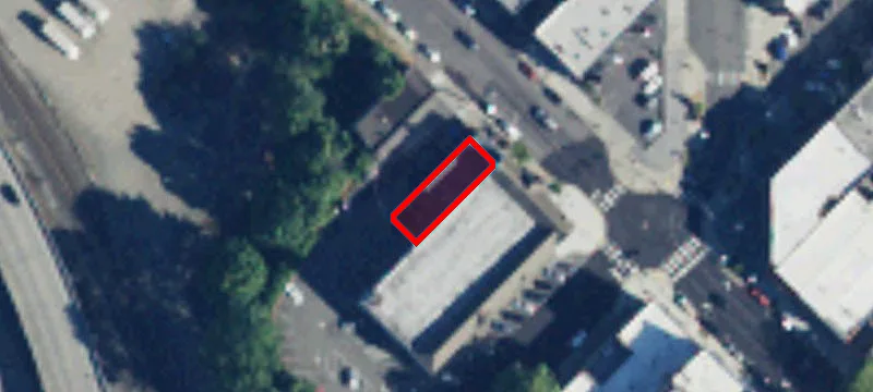 307 Holly St