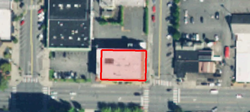 1611 Everett Ave