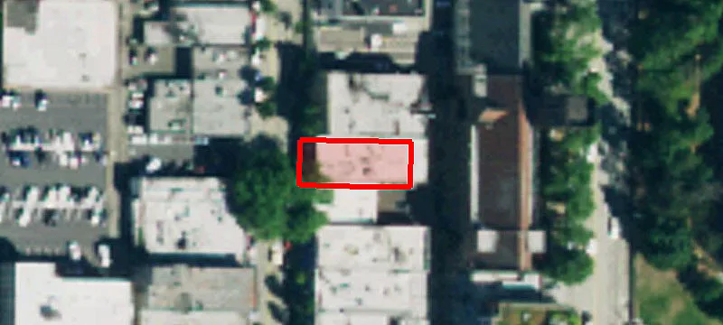 4224 University NE Way