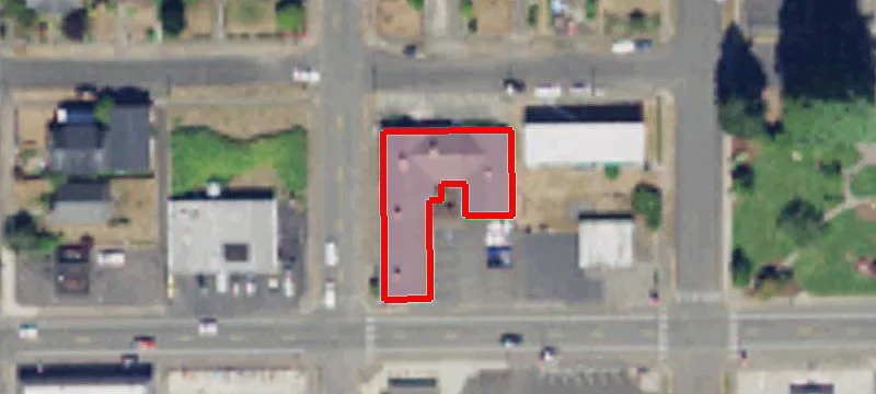 338 Pioneer Ave
