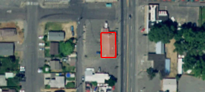 3202 Main St