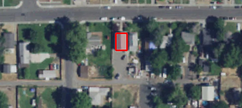 210 3rd Ave