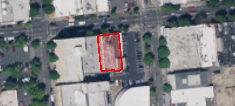 215 4th E Ave